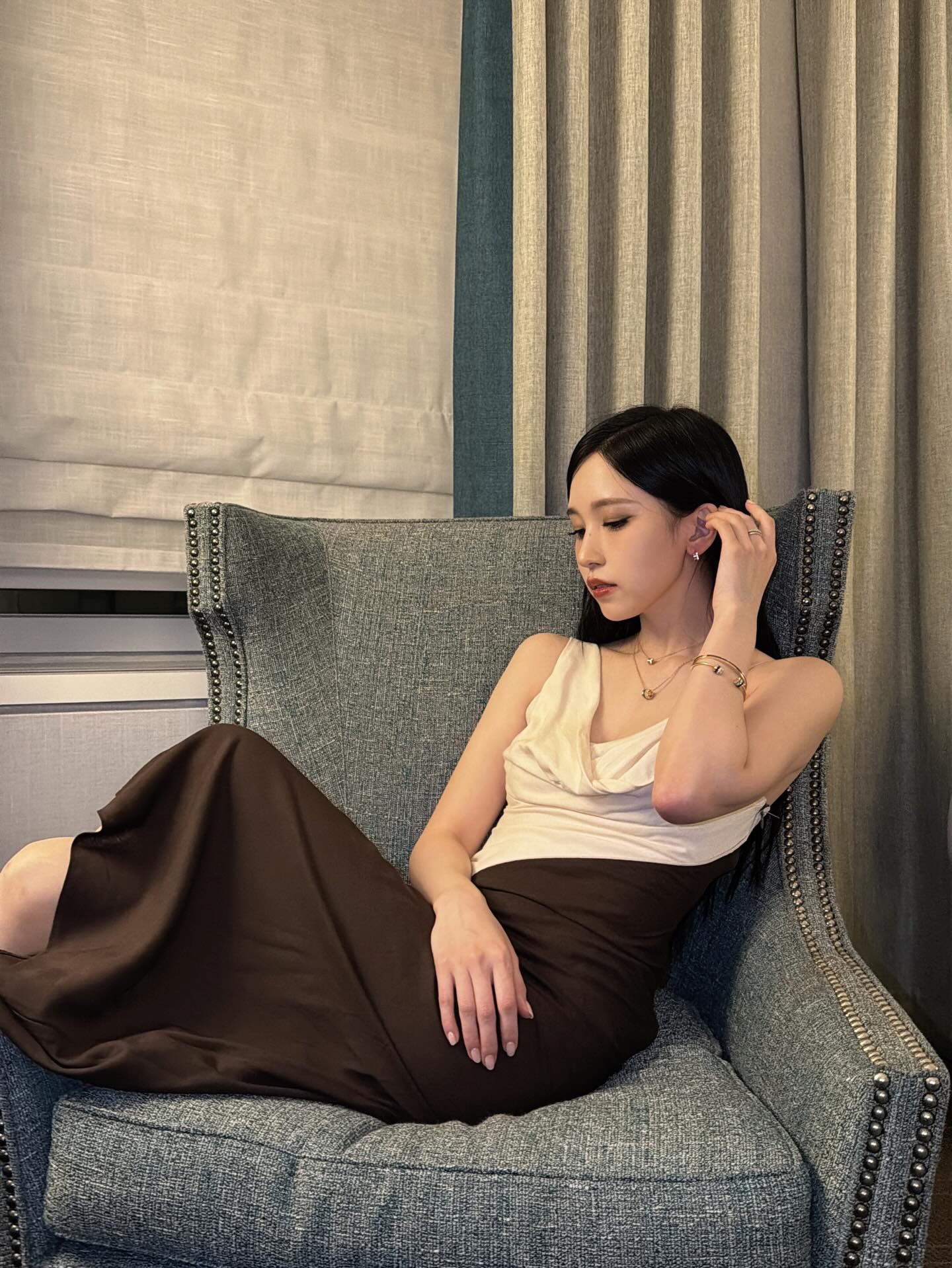 MINA名井南🤍✨ 