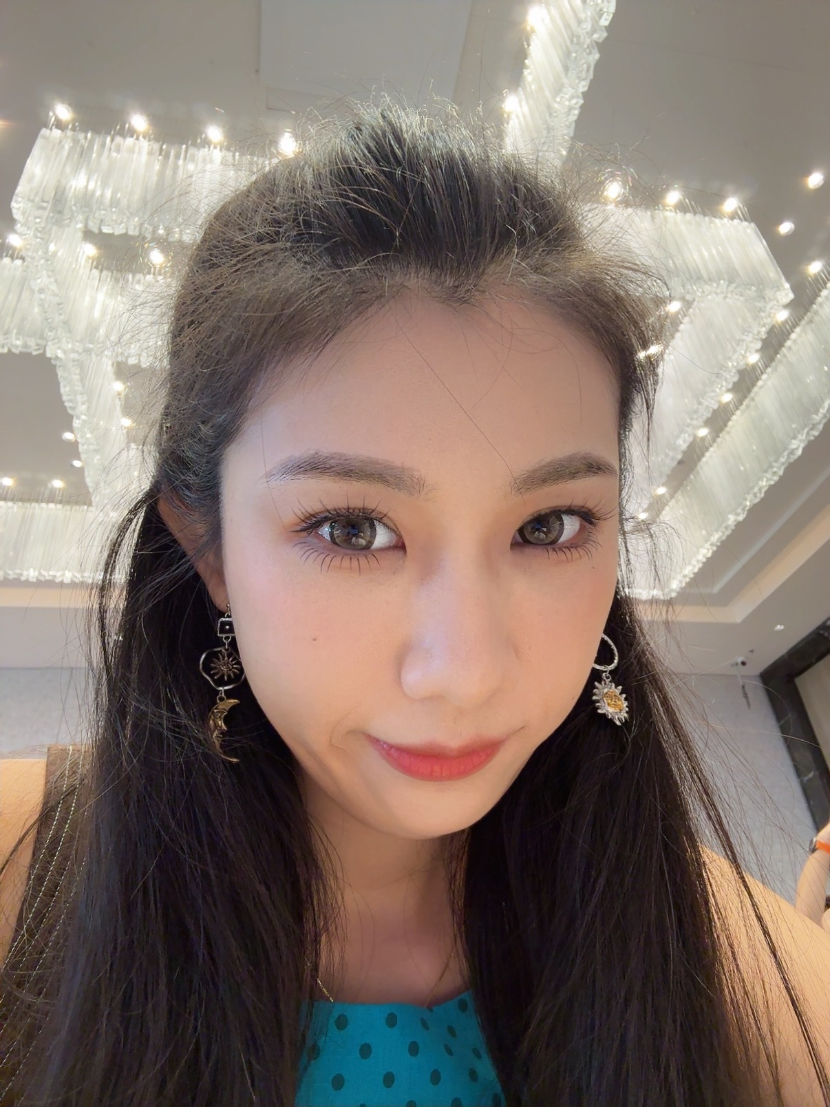 早上好 炸毛怪[淡淡的]（证明洗头了）早安卷妹的唠嗑  ​​​