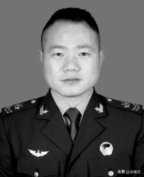 2021年，杭州一医院发生了催人泪下的一幕，36岁的军人王启鹏在医院做了最后一次