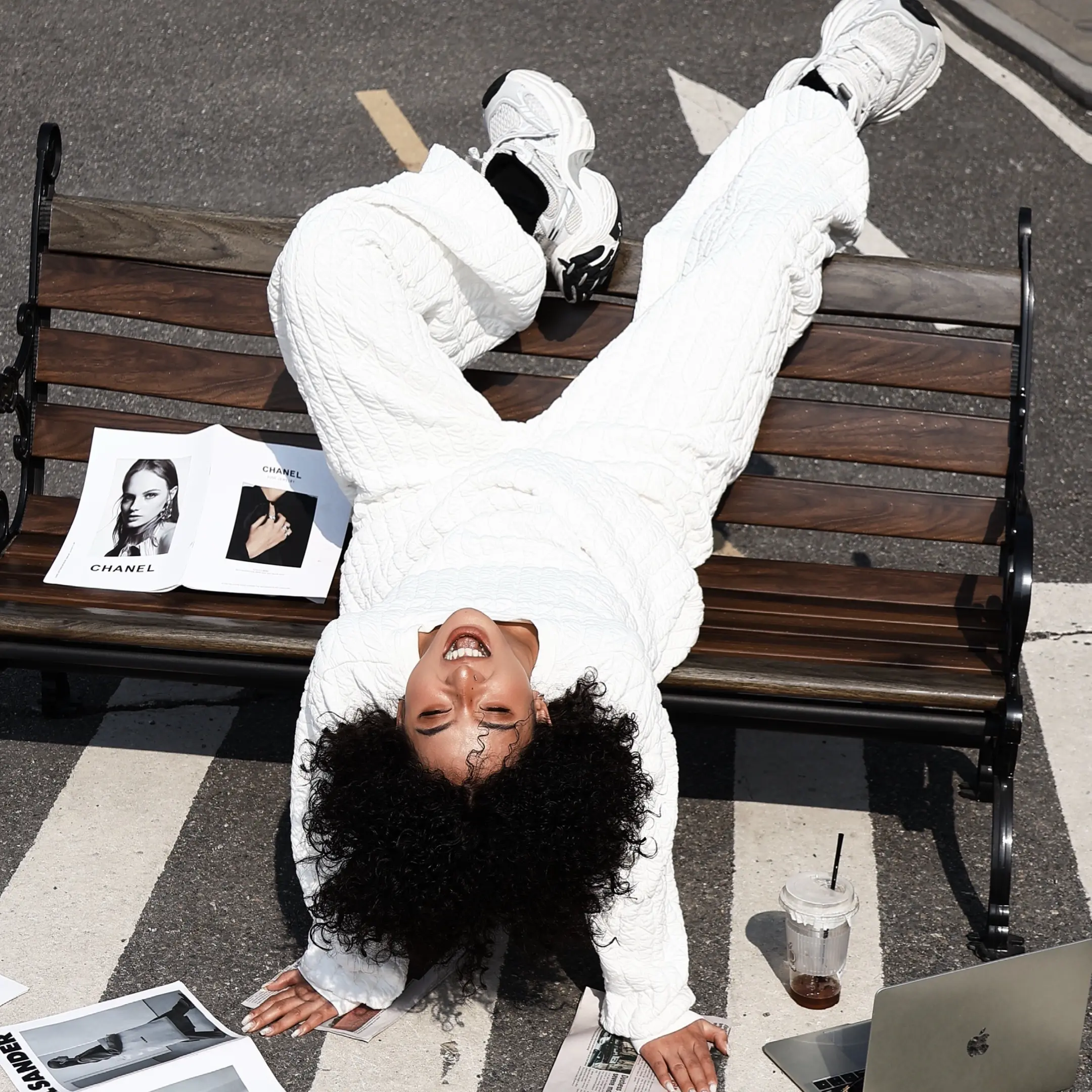 纯粹的白！最近对白色的好感度加10086。