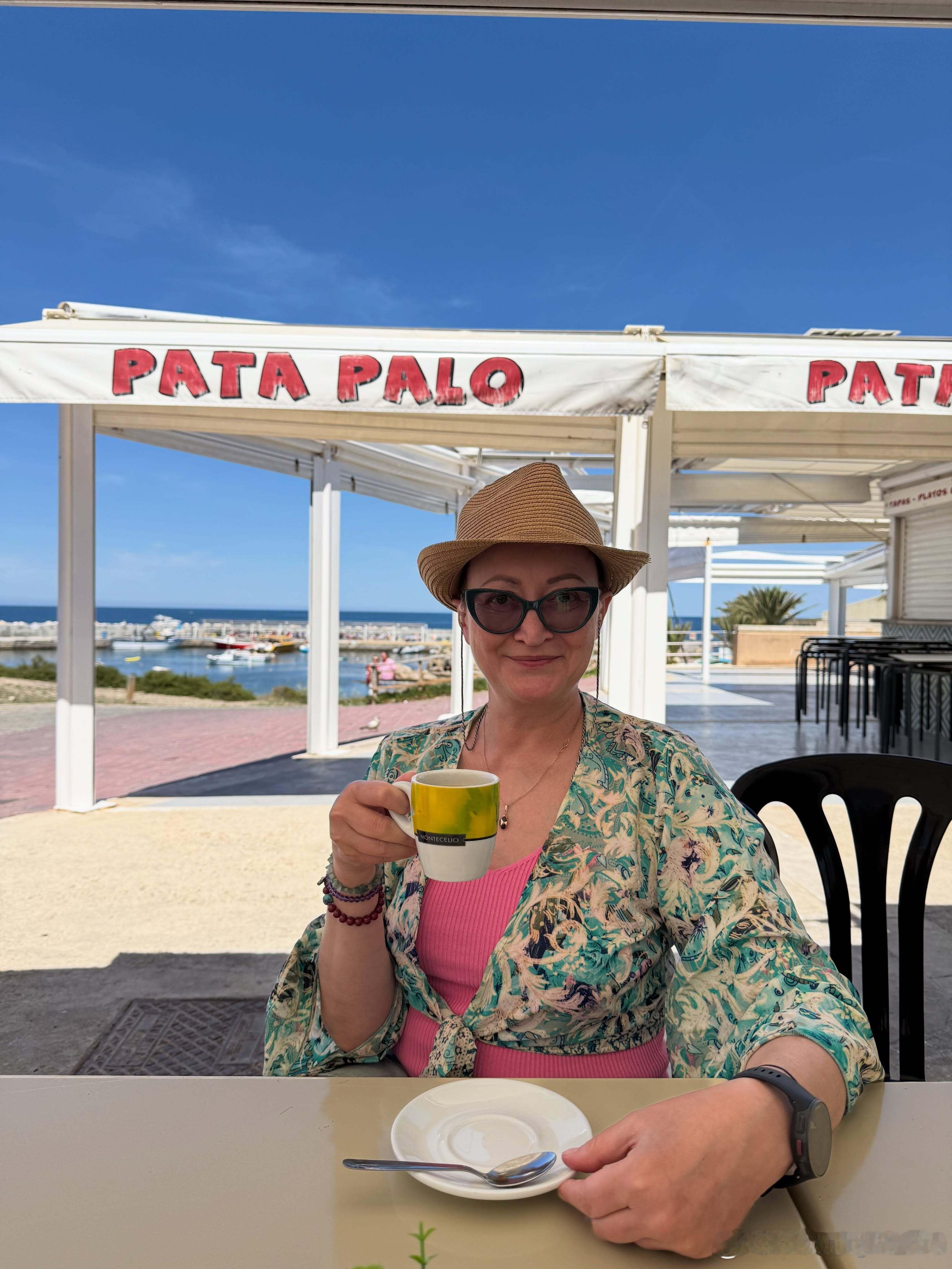 波尔卡诺娃和妈妈去西班牙度假🇪🇸 