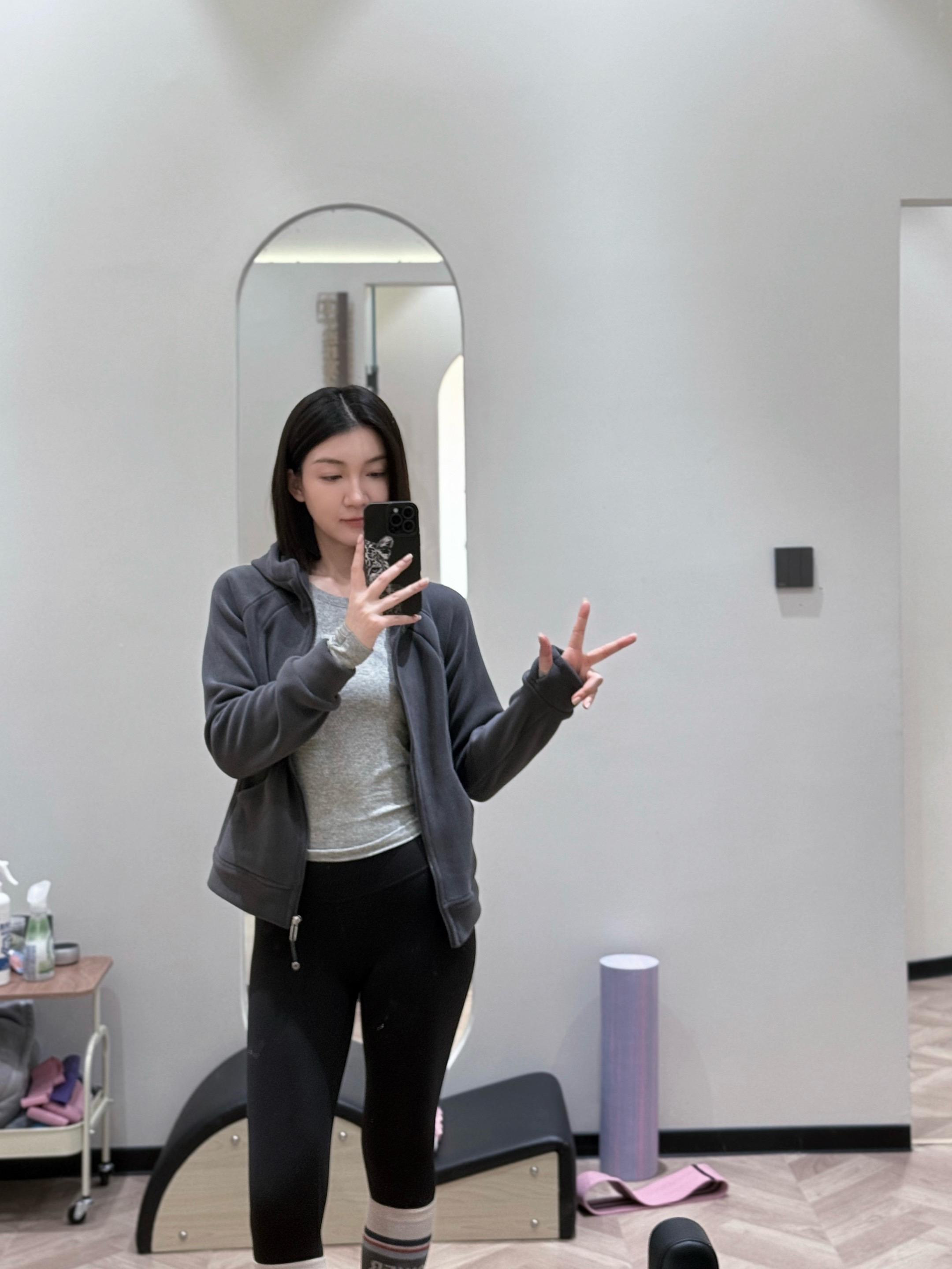 男的女化 女的幼化 幼的黑化 我老龄化