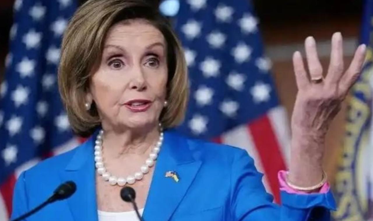 美国打伊朗后，佩洛西发话了！她说得挺到位，她说特朗普 对伊朗动武，是开启另一场不