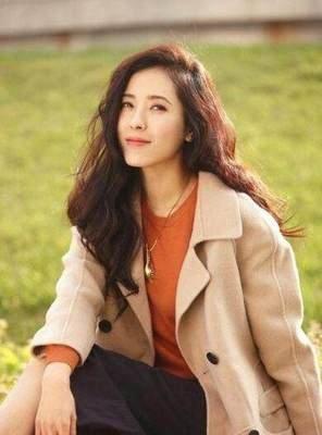 娱乐圈中年翻红的明星
[熊猫]张颂文 - 47岁
[熊猫]吴越 -51岁
[熊猫