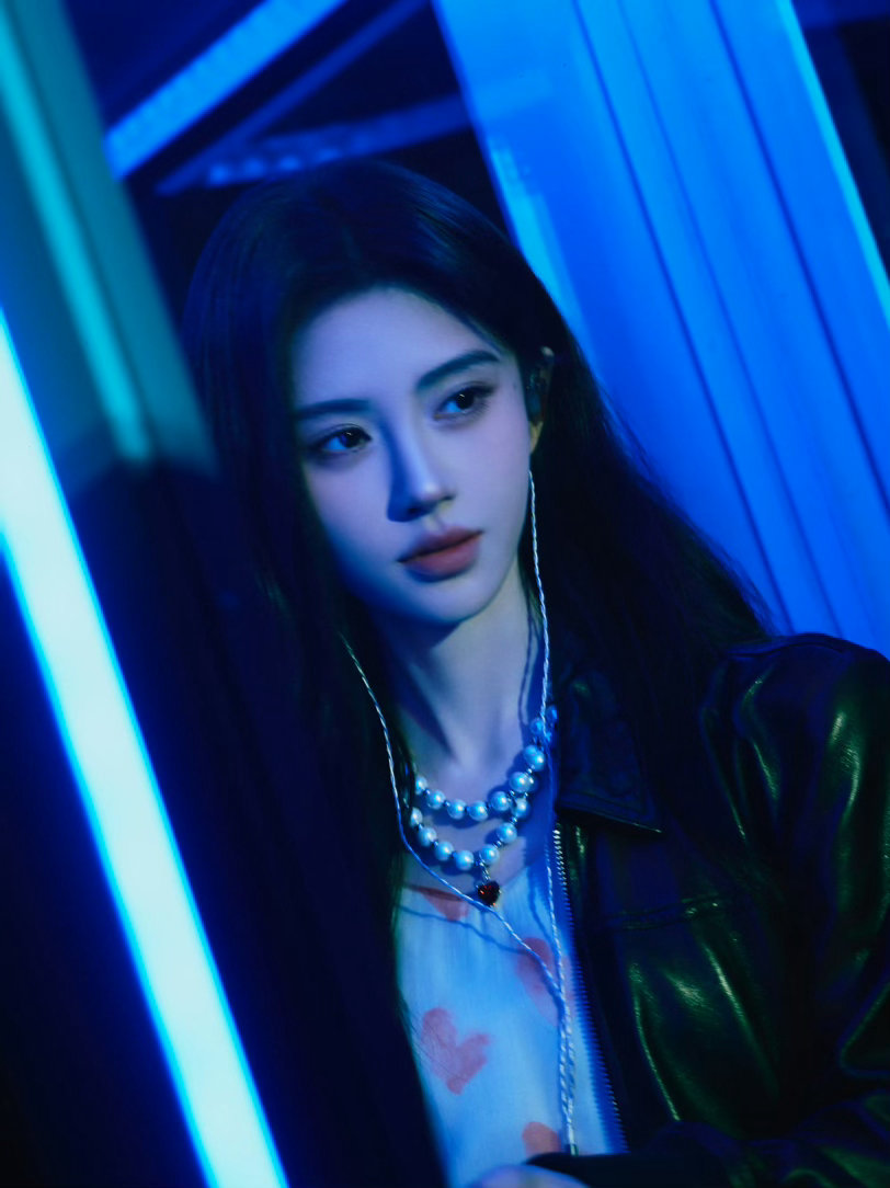 鞠婧祎巅峰之夜彩排图jjy﻿鞠婧祎万花世界 宝宝