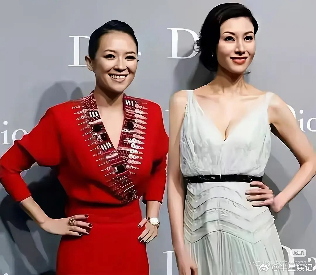 章子怡和李嘉欣合照 