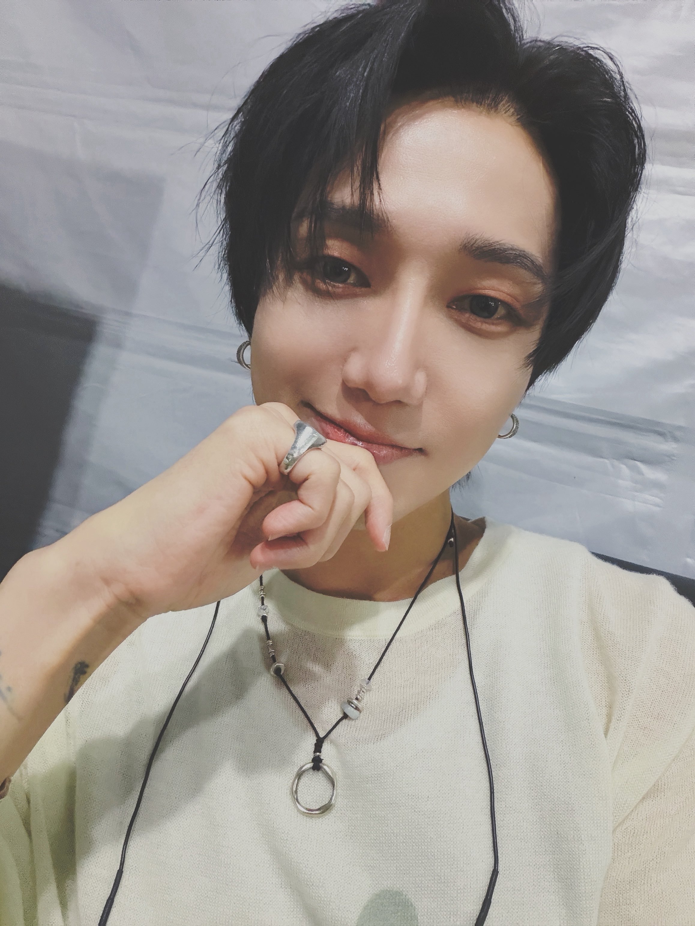 “CB百蓝_。260705 yesung_smtown更新金钟云 相关：在高雄的
