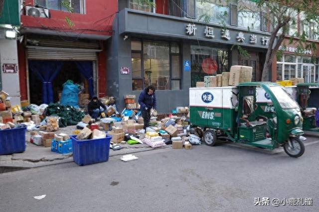 免费取件的菜鸟驿站，到底靠啥赚钱？内行人说出实话