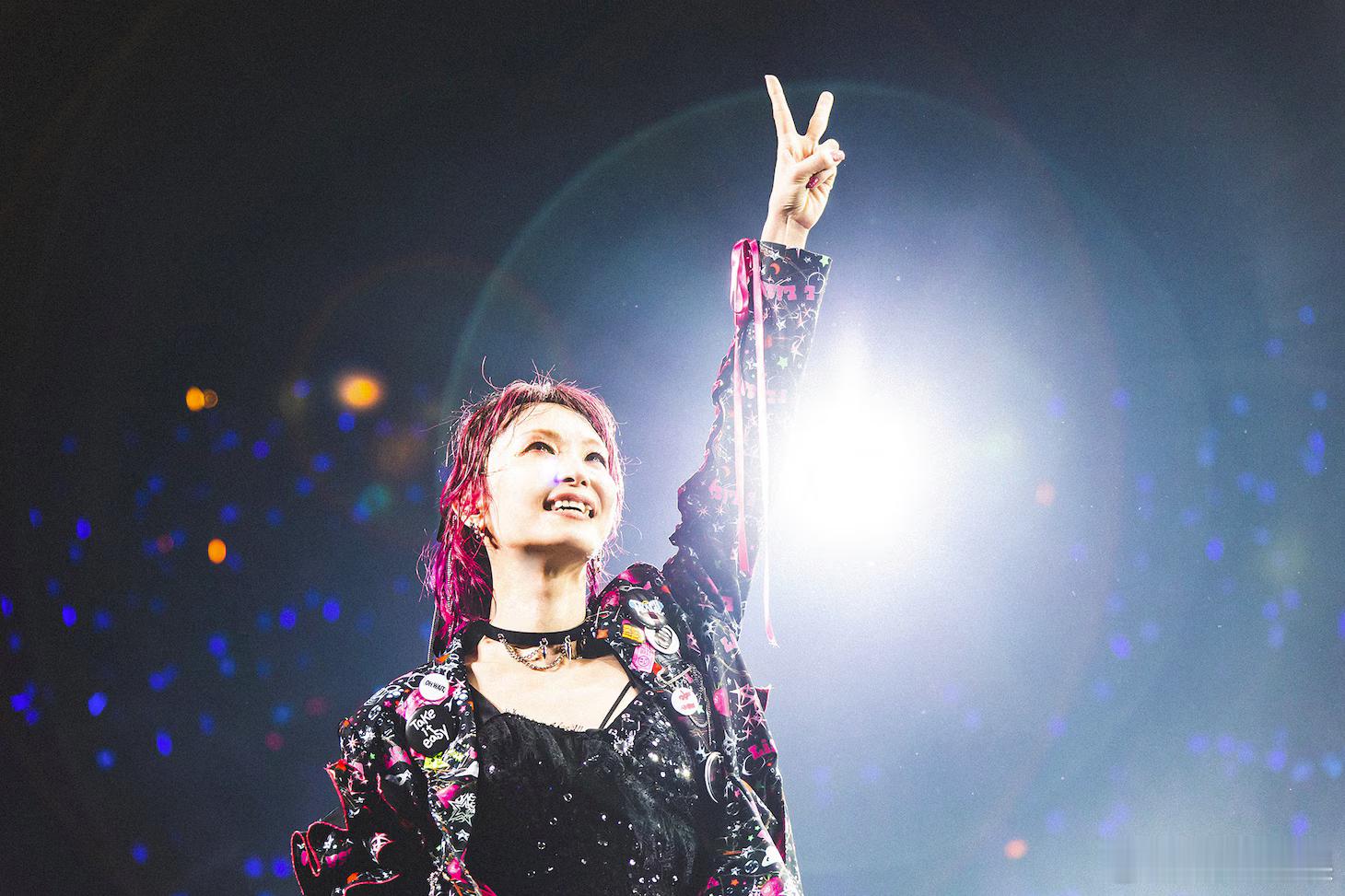 织部里沙 的Arena巡演《LiVE is Smile Always～15～ (