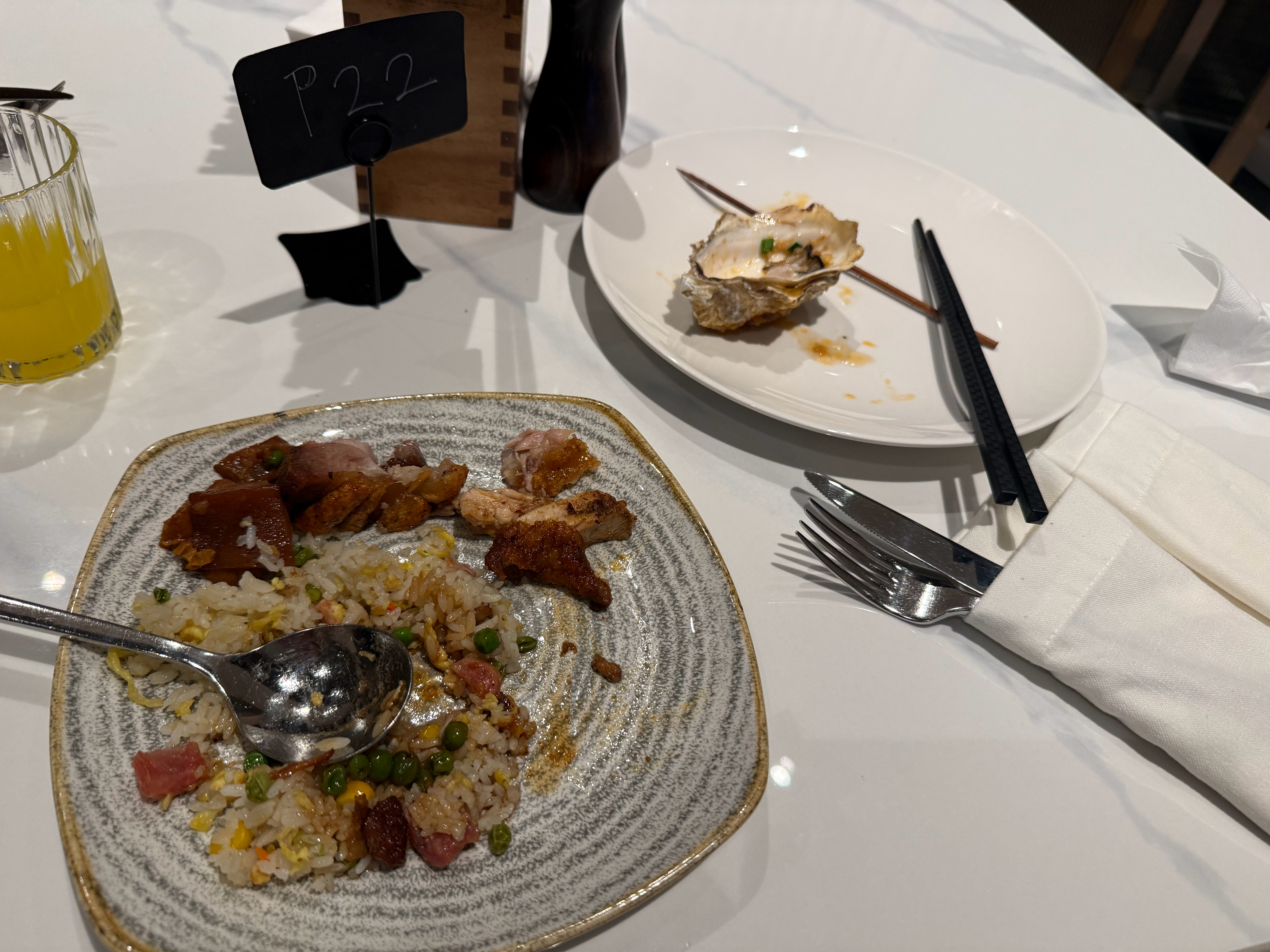 什么人在花钱吃酒店自助餐呢？ 杭州