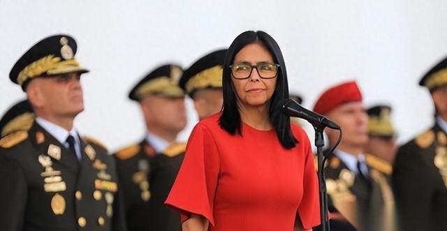 万万没想到，委内瑞拉和哥伦比亚原本板上钉钉的合作，居然被一通越洋电话搅黄了。
连