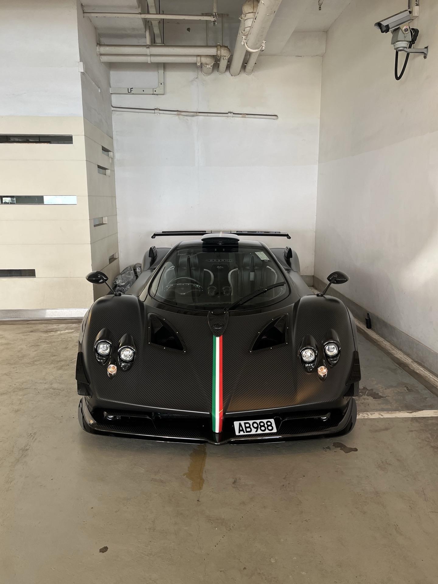 因爱重生的一台Pagani Zonda Absolute 1 of 1...