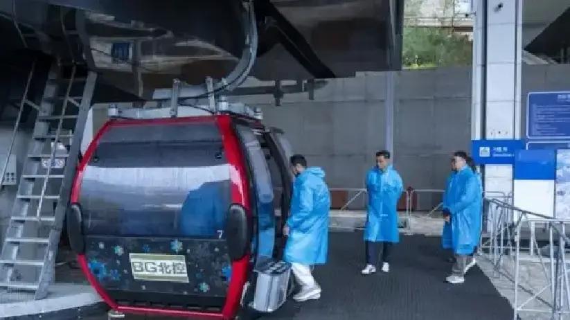 快讯！快讯！
伊朗军事评论员阿米拉·埃尔-费基直言，伊朗最大的战略失误就是拒绝从