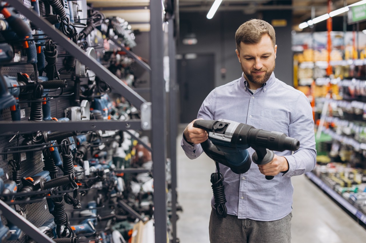 独董频频离职、关联方低价采购，德硕科技家族企业盈利困局待解|读懂IPO