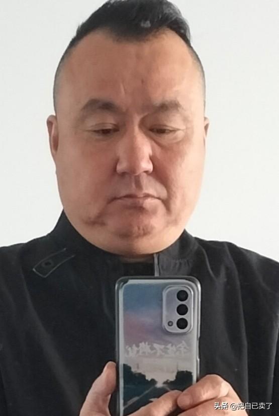 清明时节到了！
老爸，
五十多岁的儿子想你了！

清明将至，吾心甚乱，
每年此时