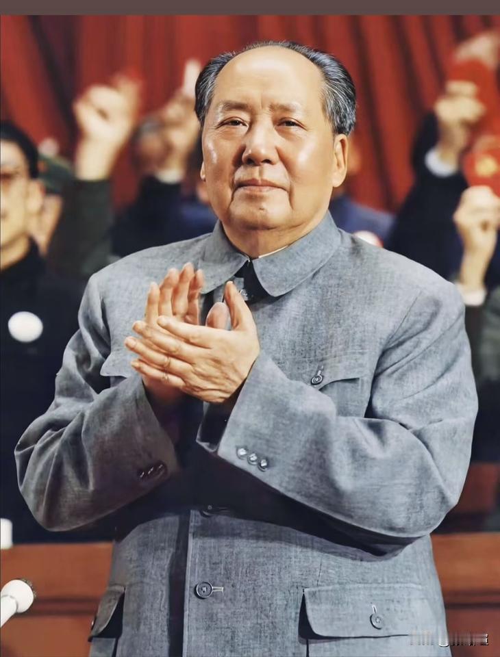 丰碑心底存，此生永不忘。感恩毛主席。