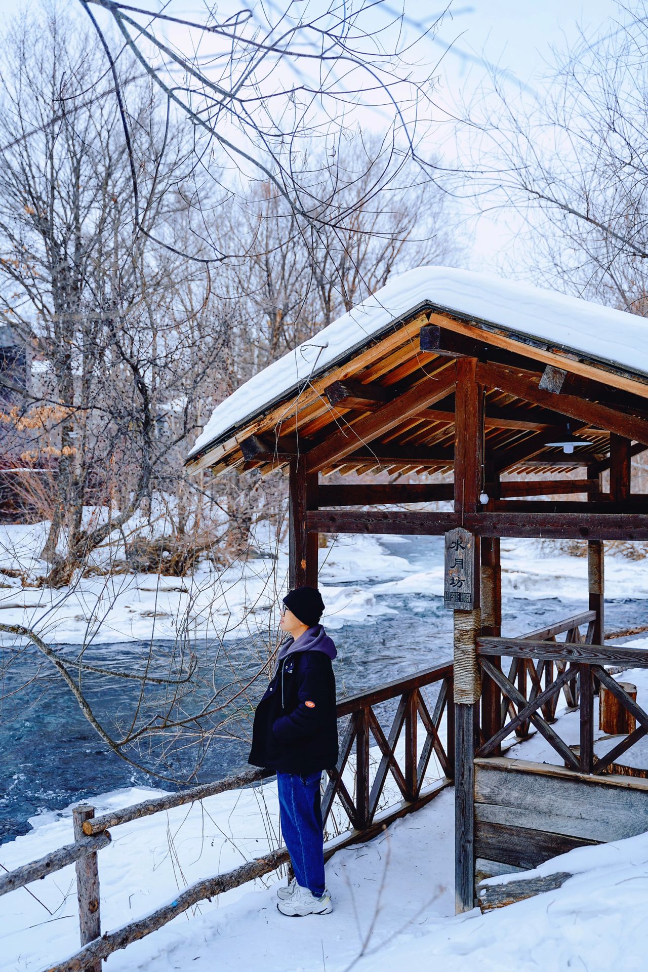 朋友圈问疯了！长白山滑雪🏂漂流这样玩