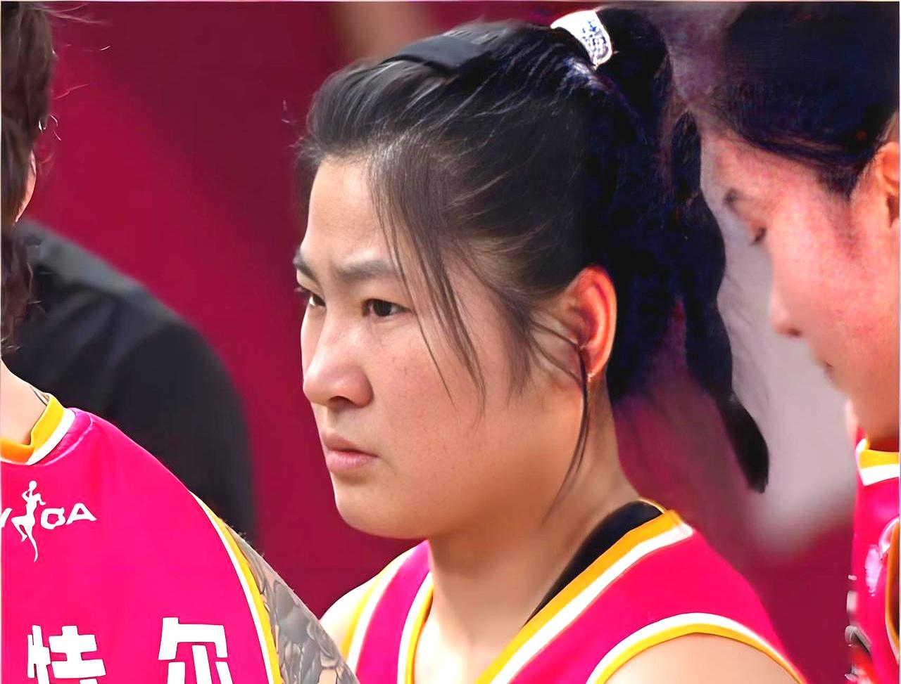 中国女篮的最新名单公布。  
 

有新面孔，也有老面孔退出。  
 

其中，