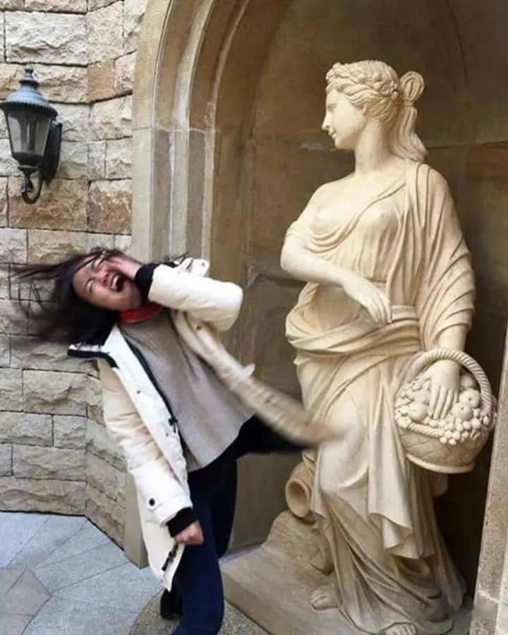 这一逼兜，打得好痛