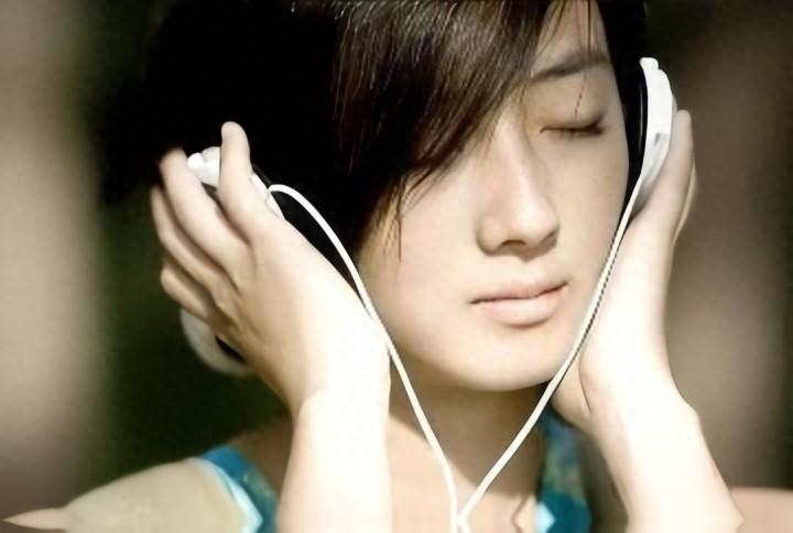 颠覆认知！听歌竟是场“视听盛宴”？
今天必须给你们掰扯明白一个真相——人耳压根不