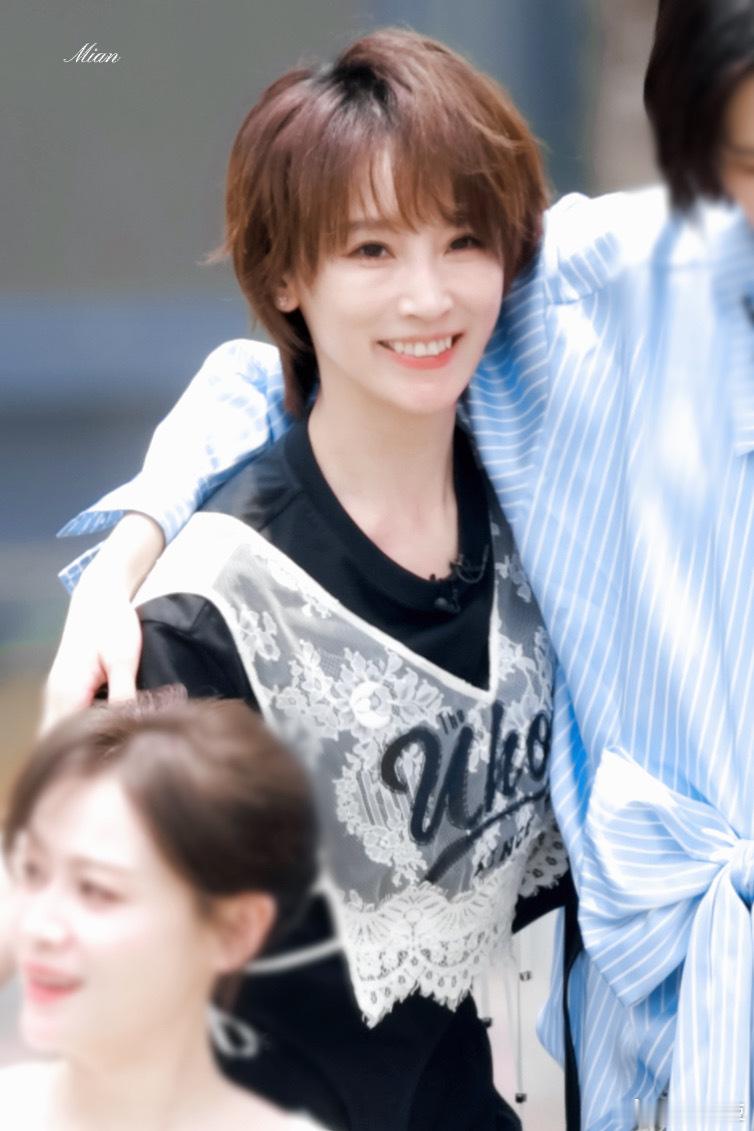 好俊好萌好漂亮🥺 