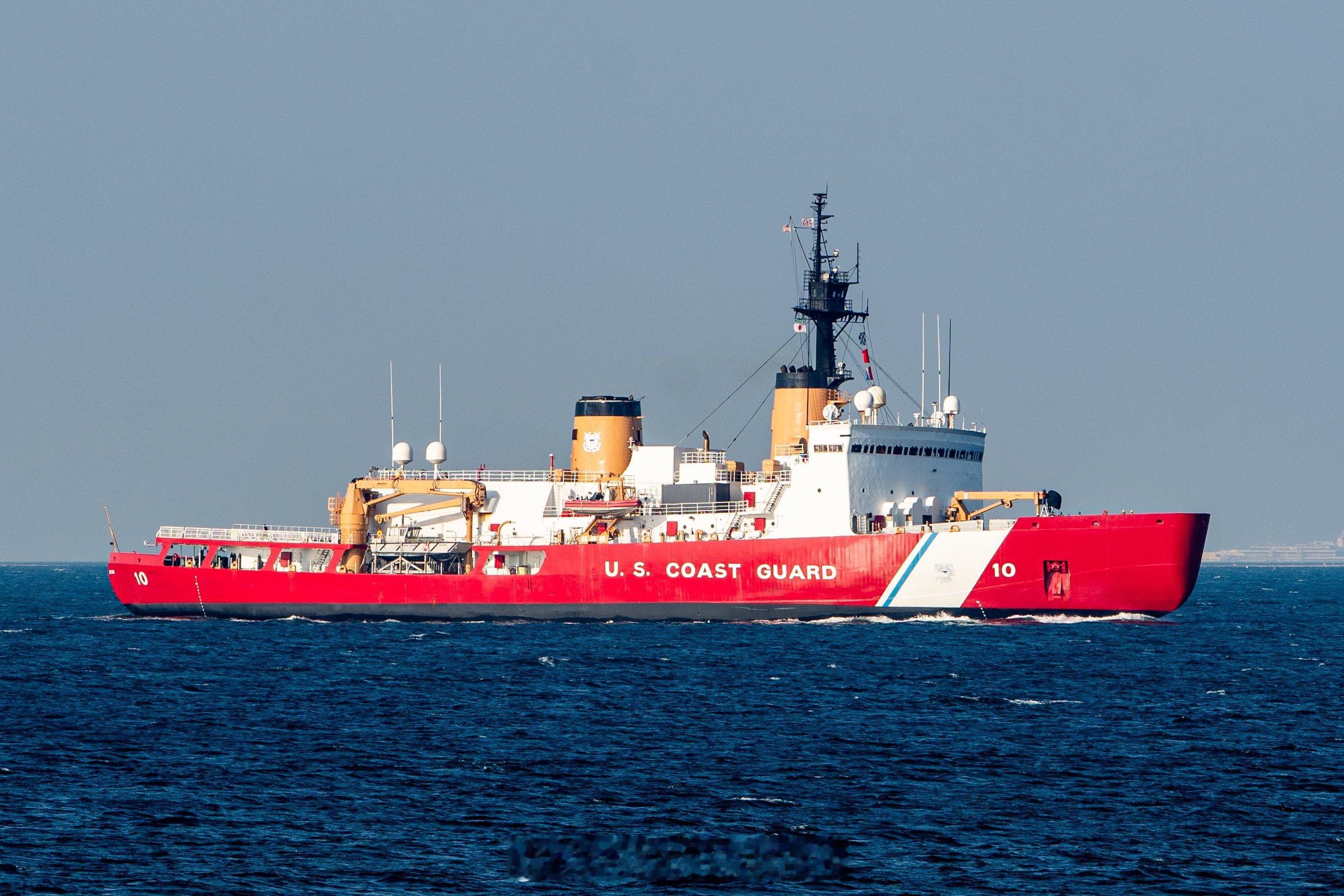 关于大型执法船只🇺🇸USCG就有现成的1.3万吨级的极地巡逻舰“北极星”(W