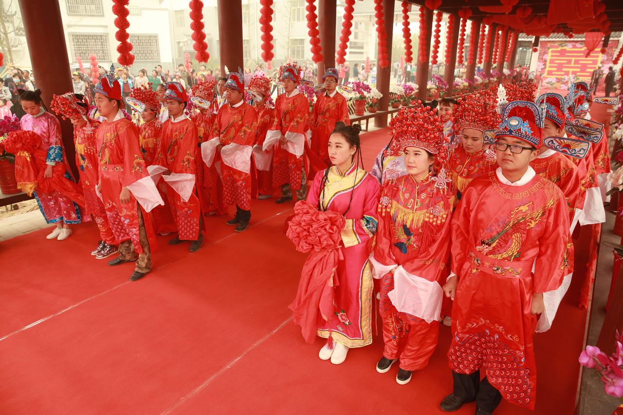 不想结婚了？！根据民政局公布的数据显示：“22年的结婚率创下了历史新低。总计68