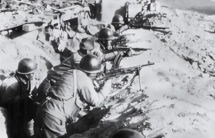 总兵力48000余人的第52军，号为半美械军，到底有多少武器？
 
这个问题在军