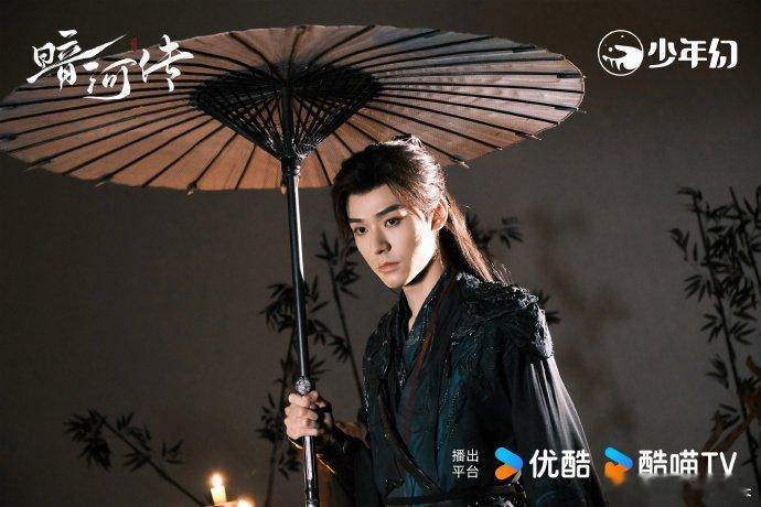 没人get到龚俊的手吗苏暮雨策马时手一抬，我心跳直接超速！这明明是撩人的凶器 ​