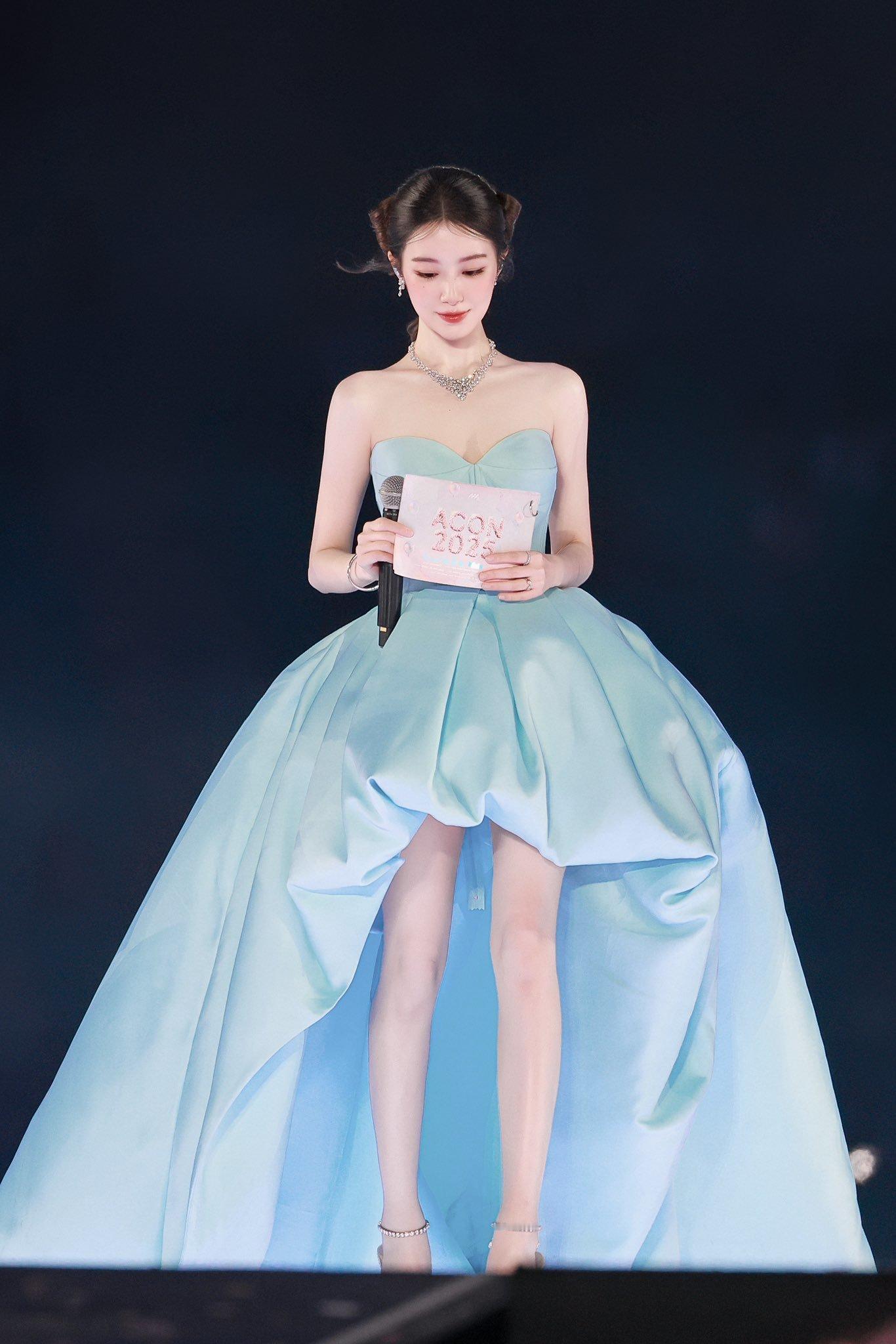 叶舒华  公主🎀芭比 