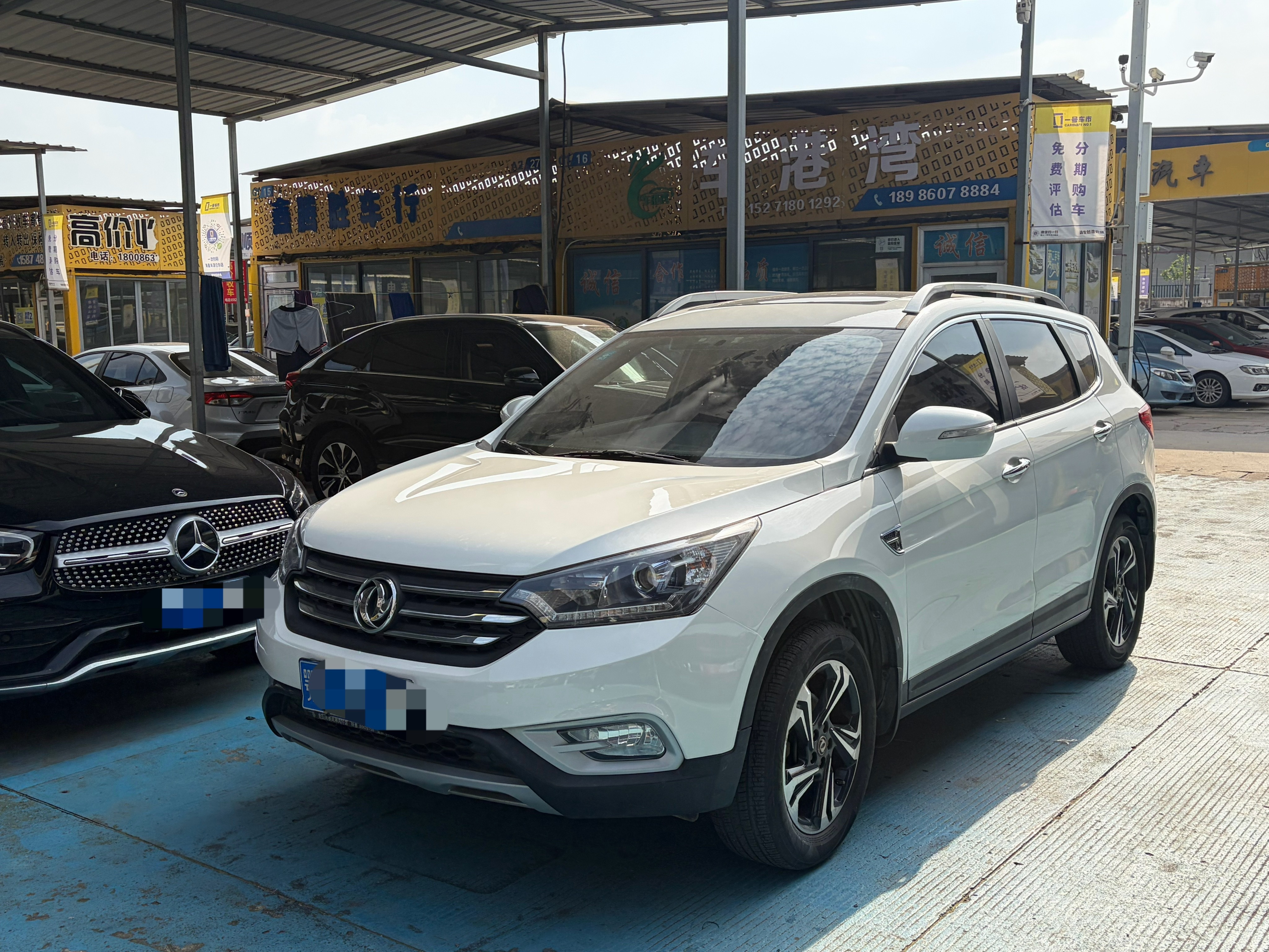 回武汉了，直接来了店里，约了客户来试试这个手动挡AX7。 武汉·一号车市