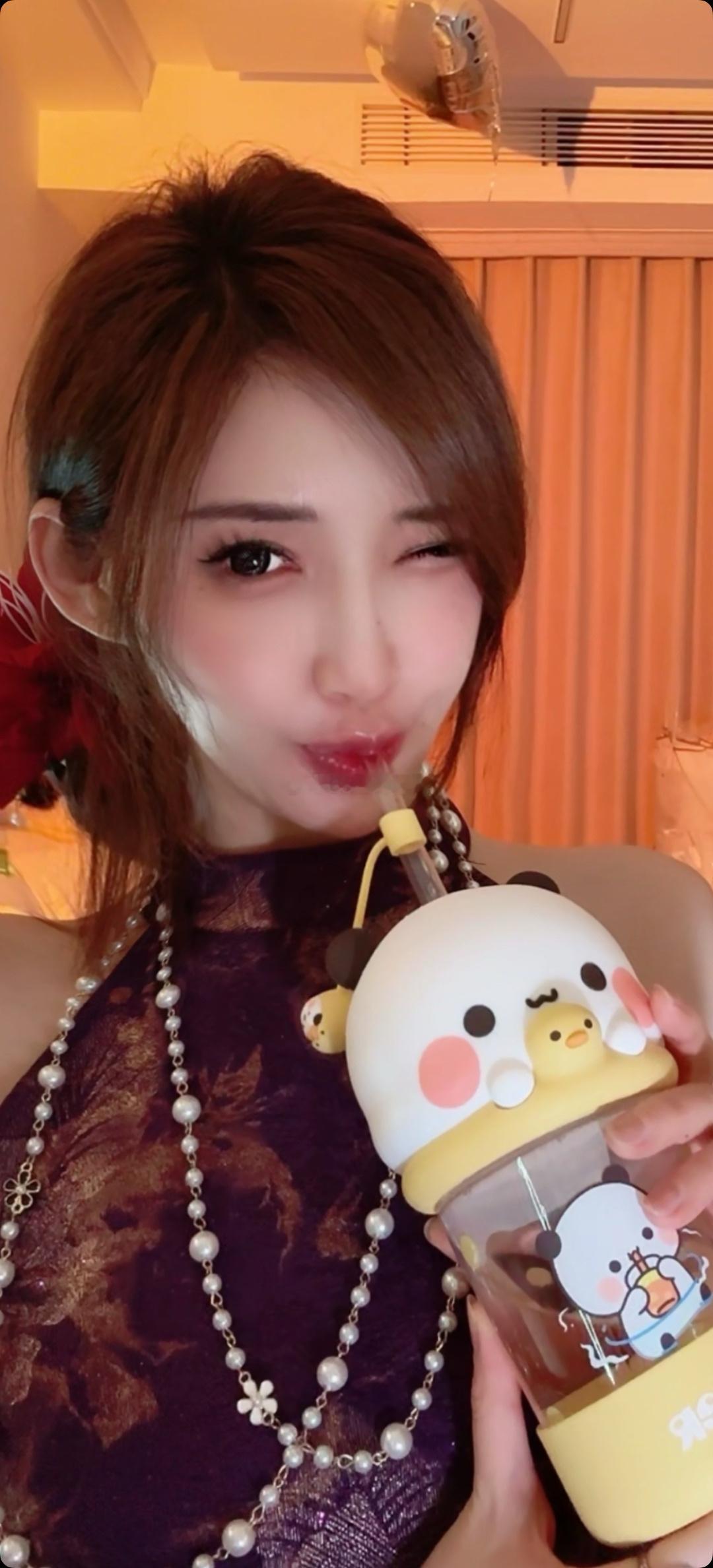 VX搜索🔍Bella周老师或者奶瓶土肥圆矮挫丑黑穷观看直播哦DY抖 🔍沪上周