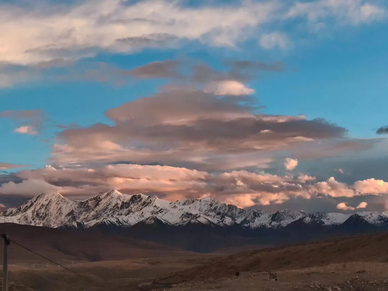 每当周末的时候，老婆总是 8 点多就喊孩子起床。我的意思就是想让孩子多睡一会儿。