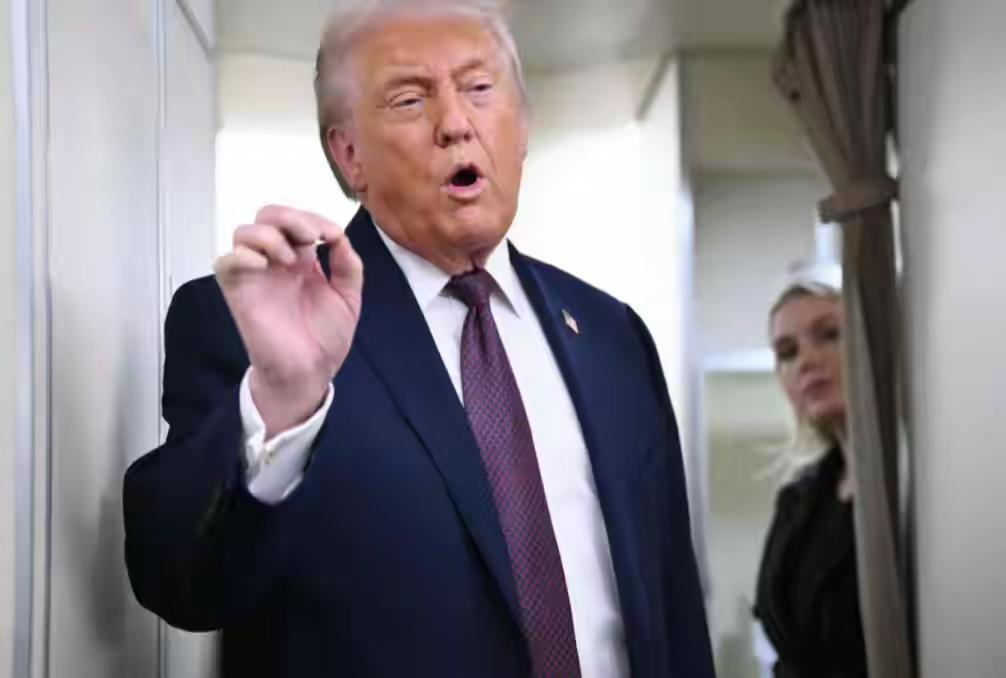 结束达沃斯之行，特朗普第一件事，就重兵压境伊朗，中方呼吁克制