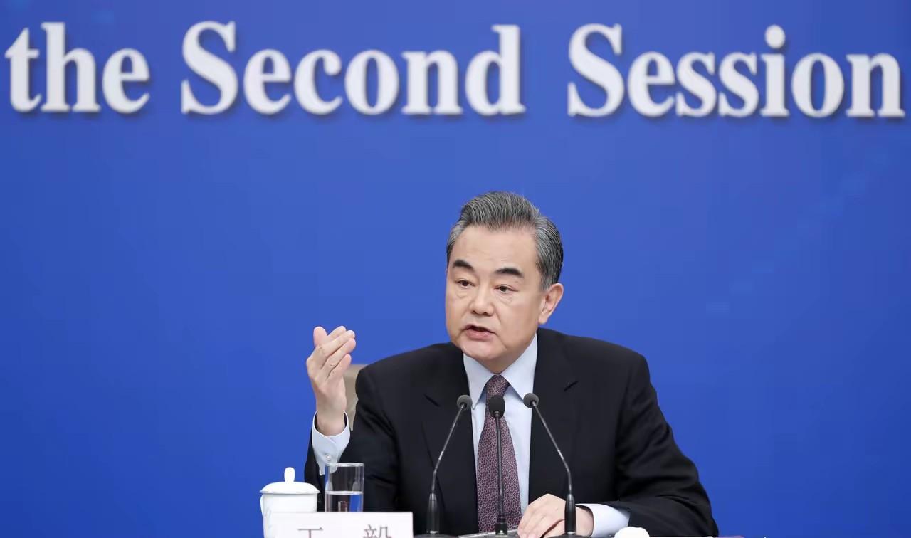 白宫听清了！中方直接拔掉最后通牒的引信：只要美方敢在对台新军售合同上签字，立刻斩