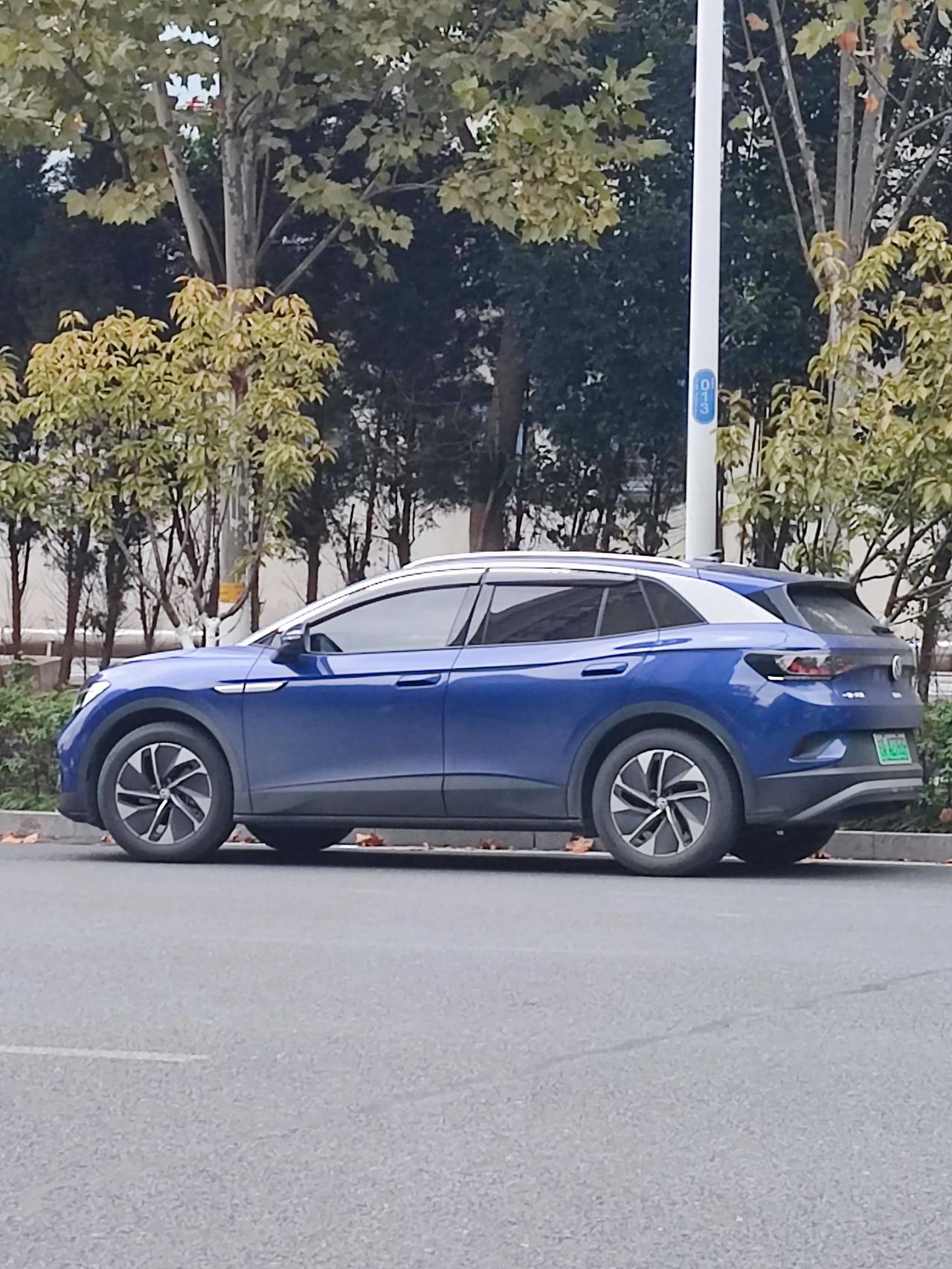 电车的续航，是400、500、600，其实没什么重要，除非你是跑营运网约车等等，