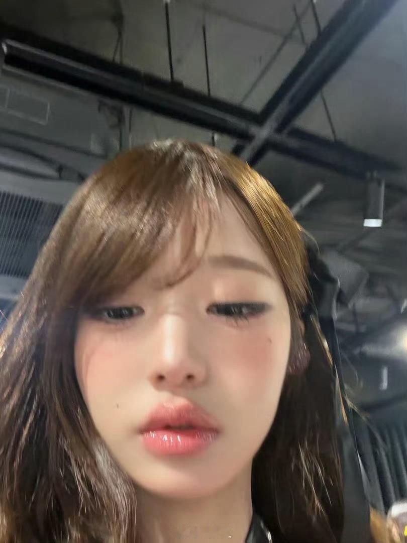 啊啊啊 这个元英就这样不经意间萌翻所有人张元英是故意的还是不小心的