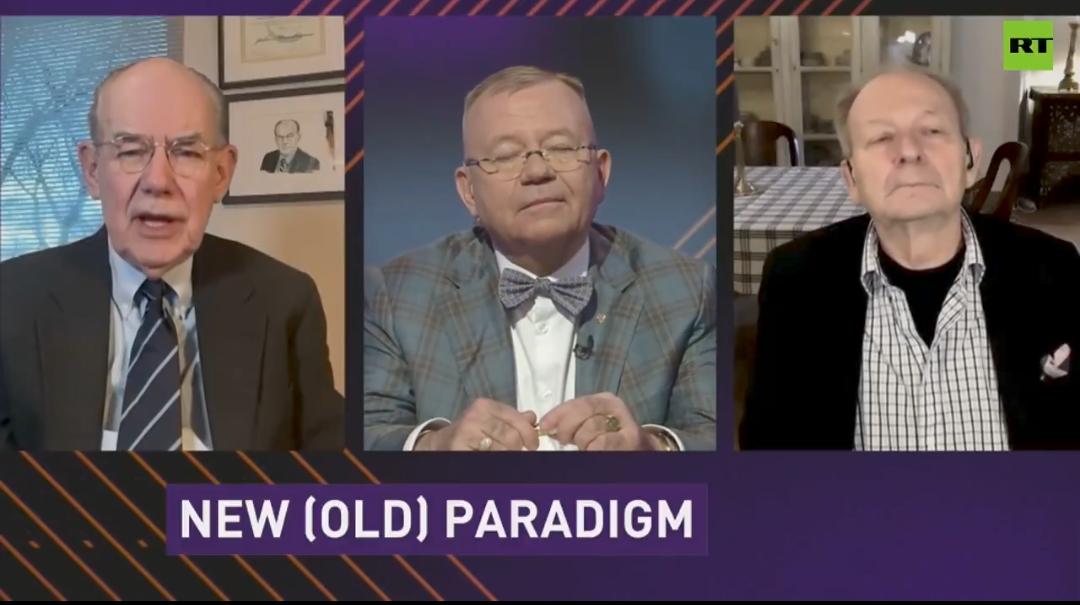 新闻快讯——米尔斯海默教授在今日俄罗斯电视台《交锋》节目中表示：特朗普“希望与普