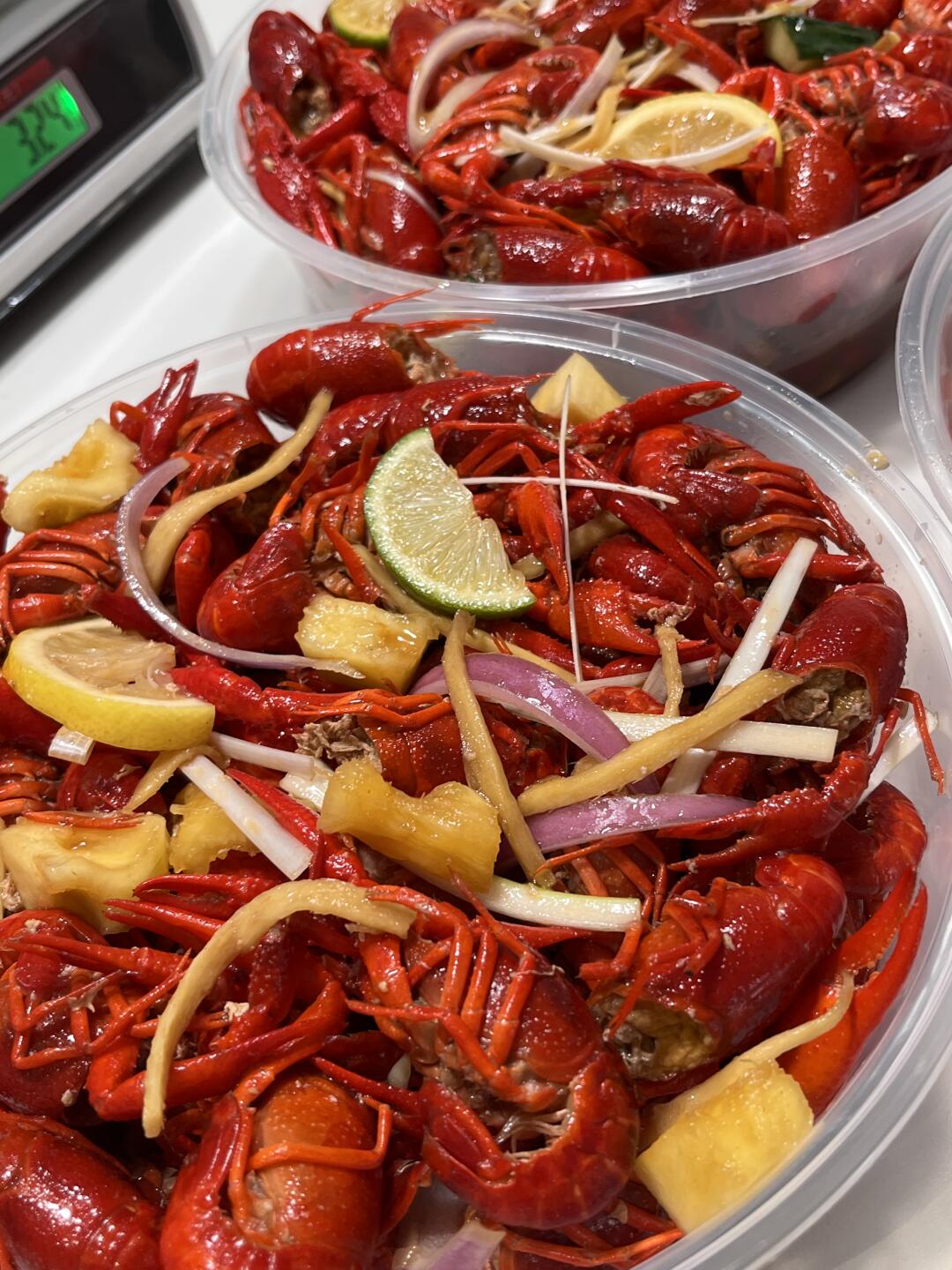 柳州｜冰镇凉拌小龙虾🦞