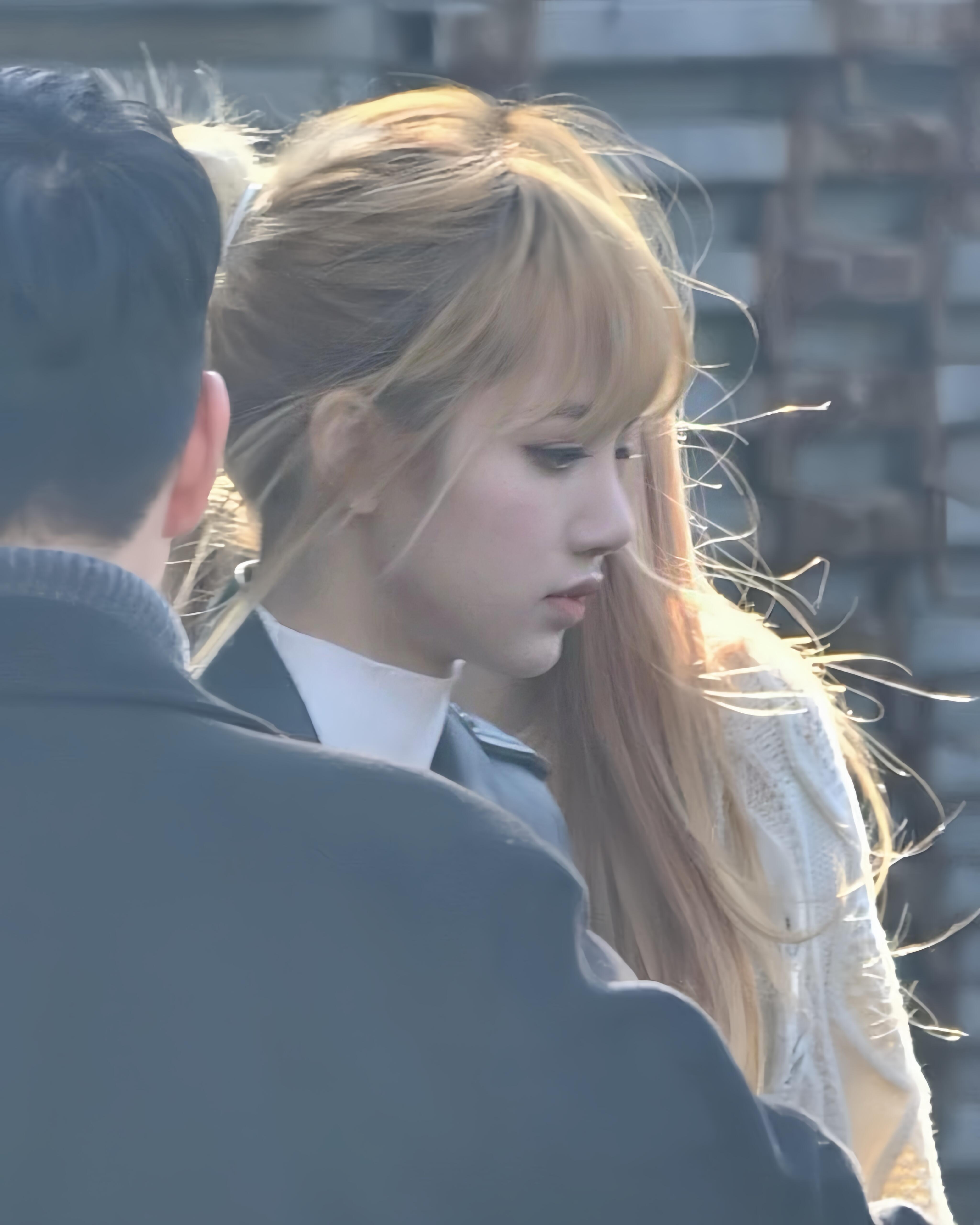 一张没见过的Lisa早期 ​​​