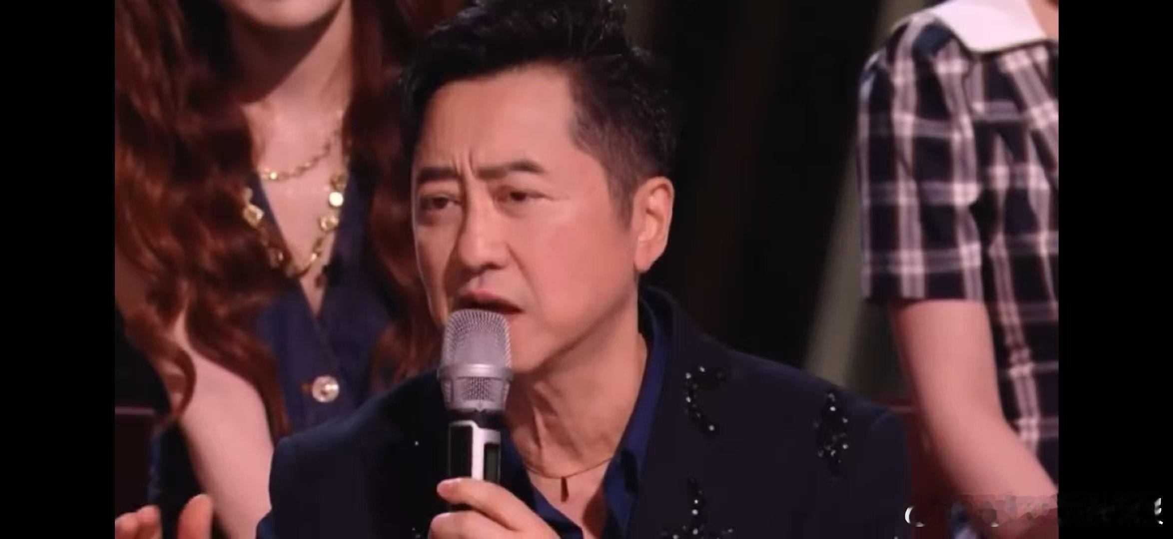 庾澄庆回应人老了做什么都心酸歌手发布会不惧岁月流逝，庾澄庆暖心表态，纵使满心心酸