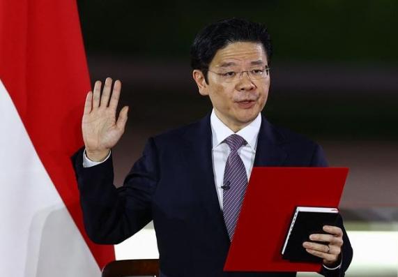 新加坡总统曾公开提醒中国，如果想要世界和平，中国就得放弃一样东西！那东西是什么呢