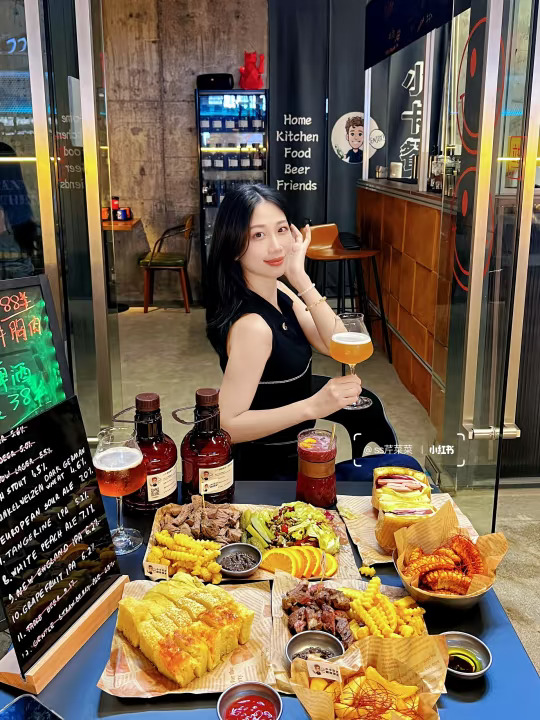▫️汕头新开！超正点美式精酿餐吧（老板外国人