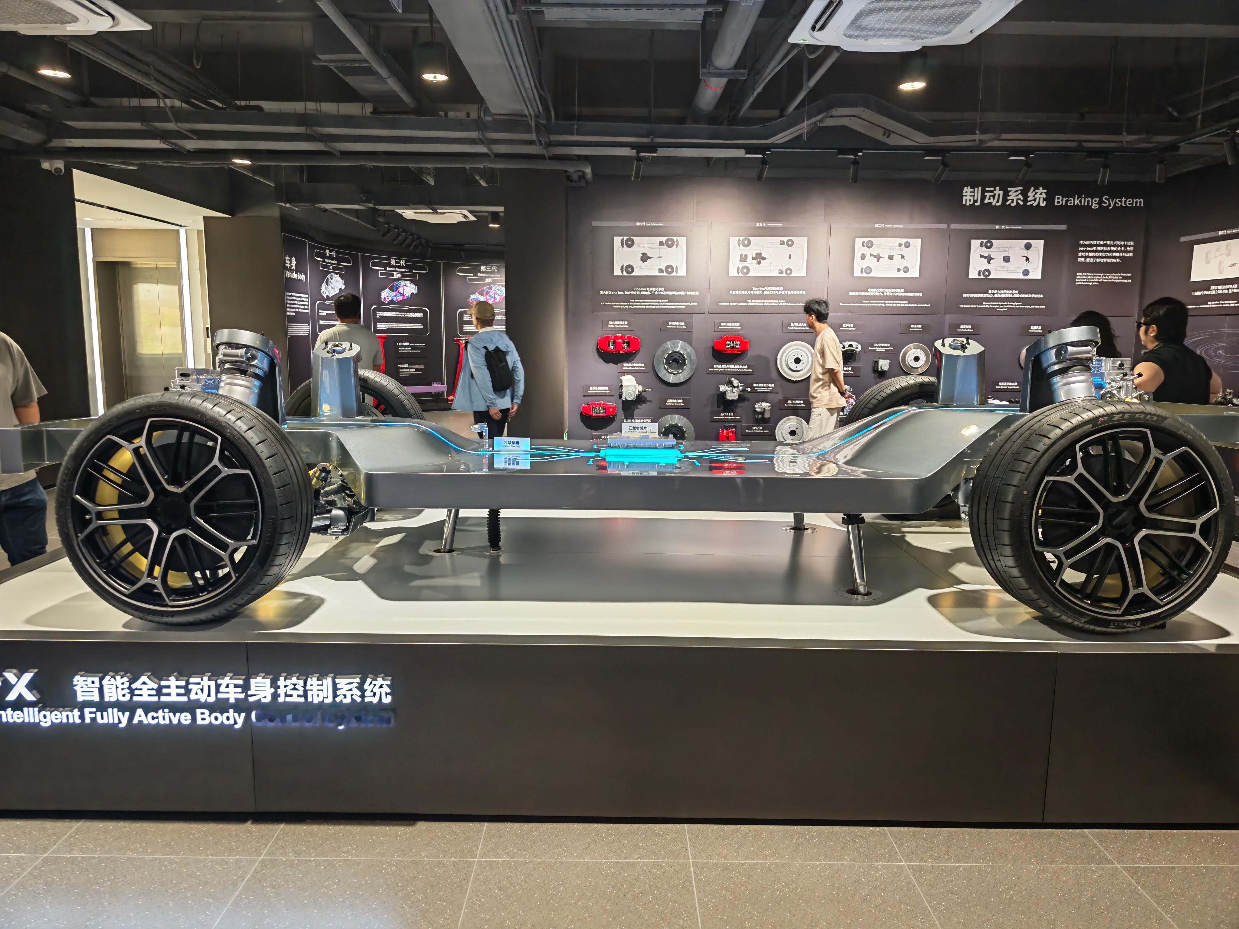 现在的车为什么没有备胎了超级车主 换以前我肯定会跟你说没有备胎是因为要省成本，省
