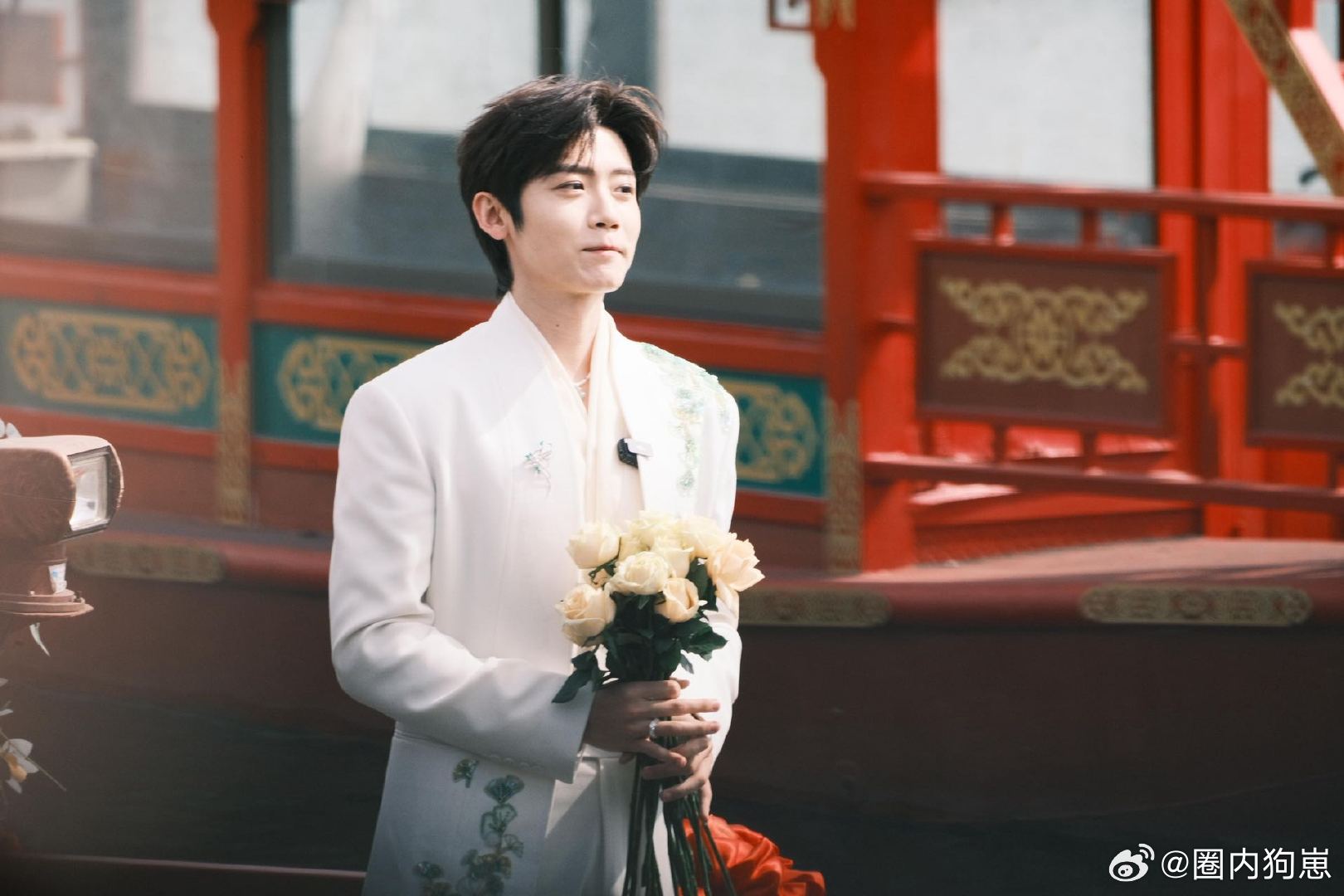 李卿被公孙鄞腌入味了李卿这是把公孙鄞的气质刻进骨子里了吧，现实中也是温柔挂的，待