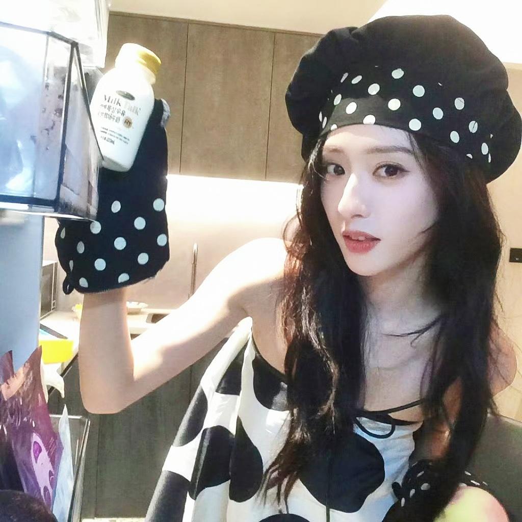 连心这种大美人儿什么时候能合作个大帅哥胡连馨