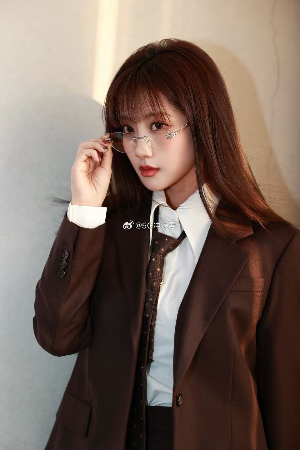 李艺彤 短剧李艺彤方回应演短剧李艺彤参与拍摄的为精品中剧 回应来了，是深圳卫视的