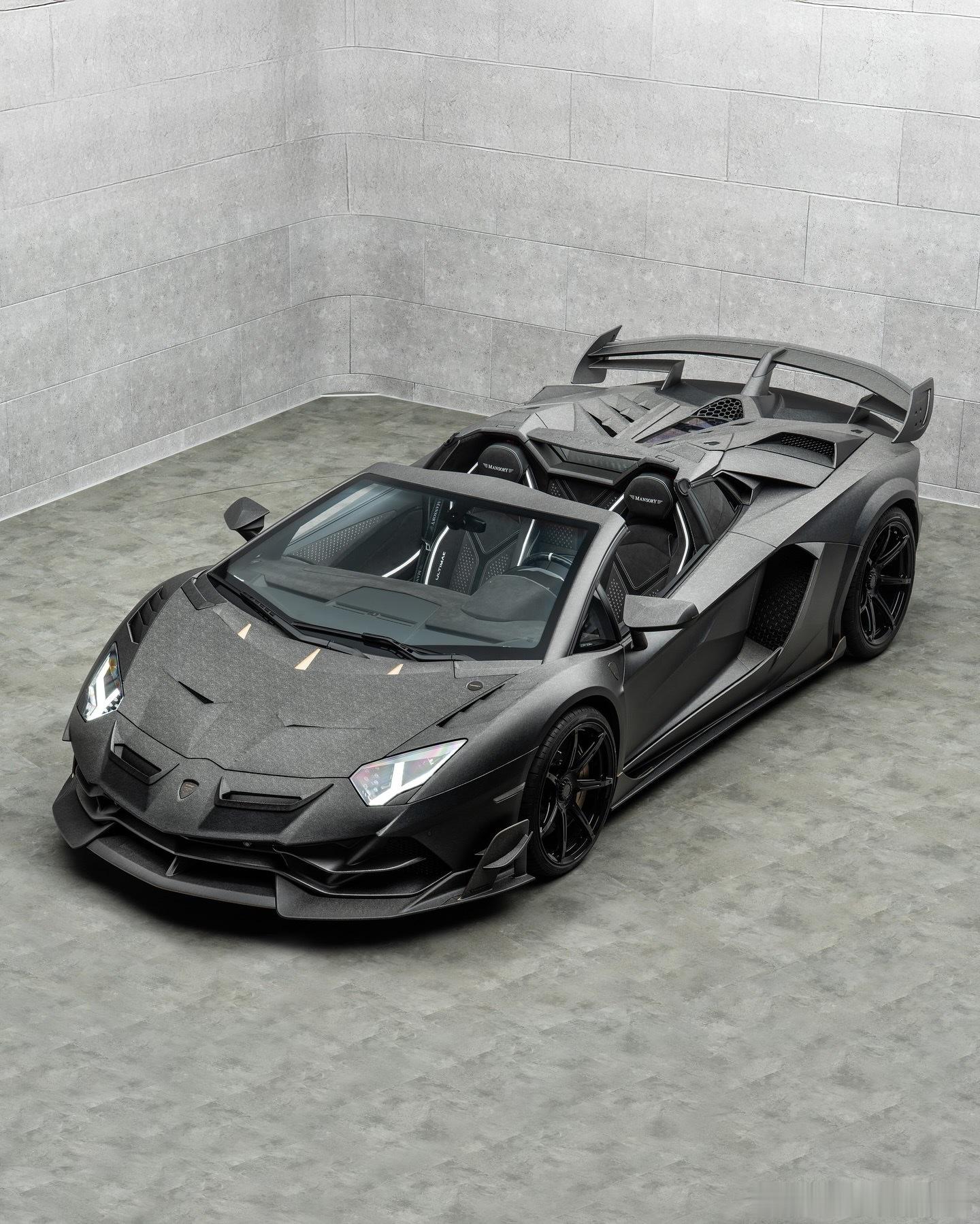 这款MANSORY DAMASK Edition 1 of 1基于兰博基尼Ave
