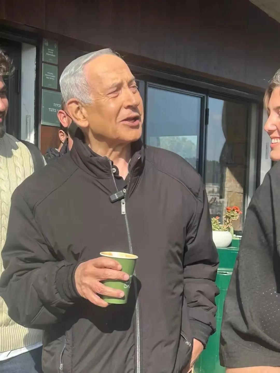 这是内塔尼亚号本人？
还是内塔尼亚号1号？2号？3号？
你觉得呢？