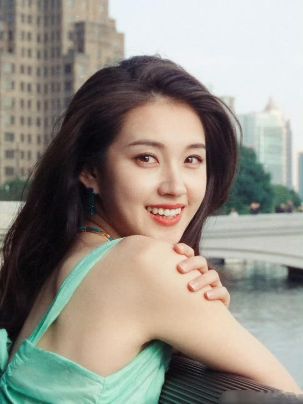 盛夏芬德拉女主进组玉簟秋 终于等到郭雨欣闯进长剧市场了，妹妹你大胆往前走，莫回头